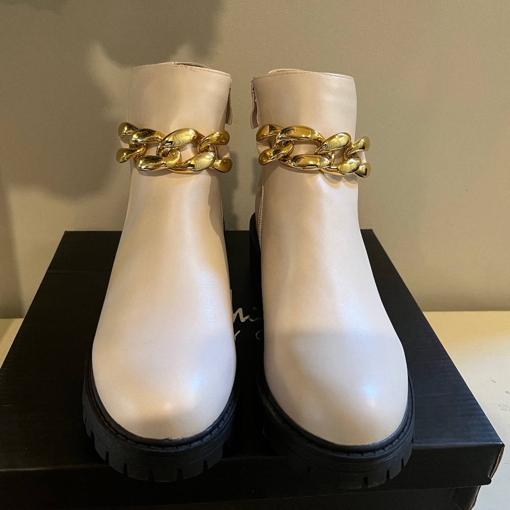 Nicole Miller Chain Link Lug Sole Combat Boot (Women)